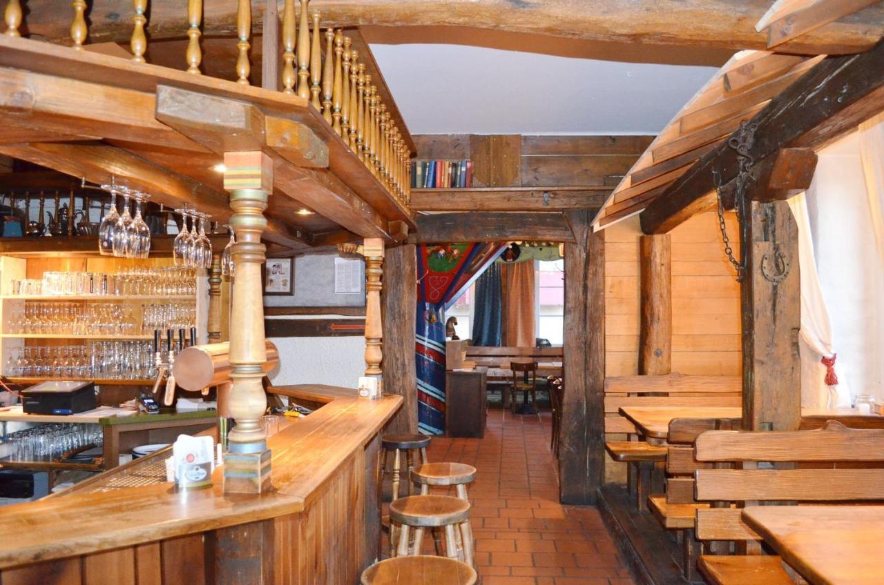 Hotel "Cafe Verkehrt" - Wellcome Motorbiker, Berufsleute Und Reisende Im Schwarzwald Oberhof  Ngoại thất bức ảnh